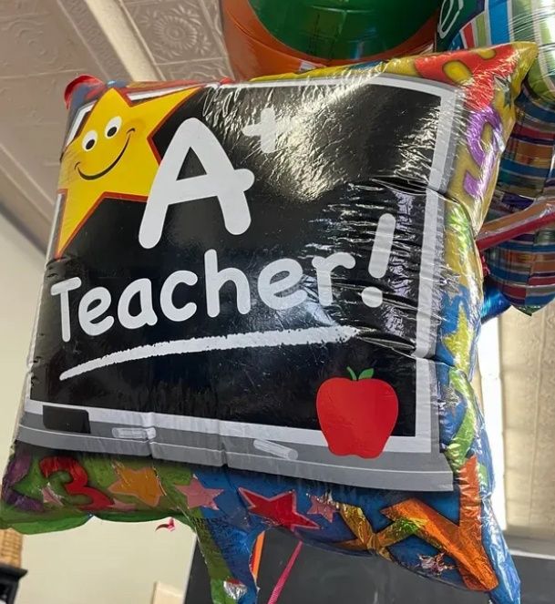 A+ TEACHER BALLOON