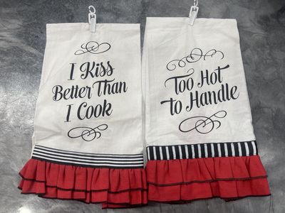 VALENTINE KITCHEN TOWEL