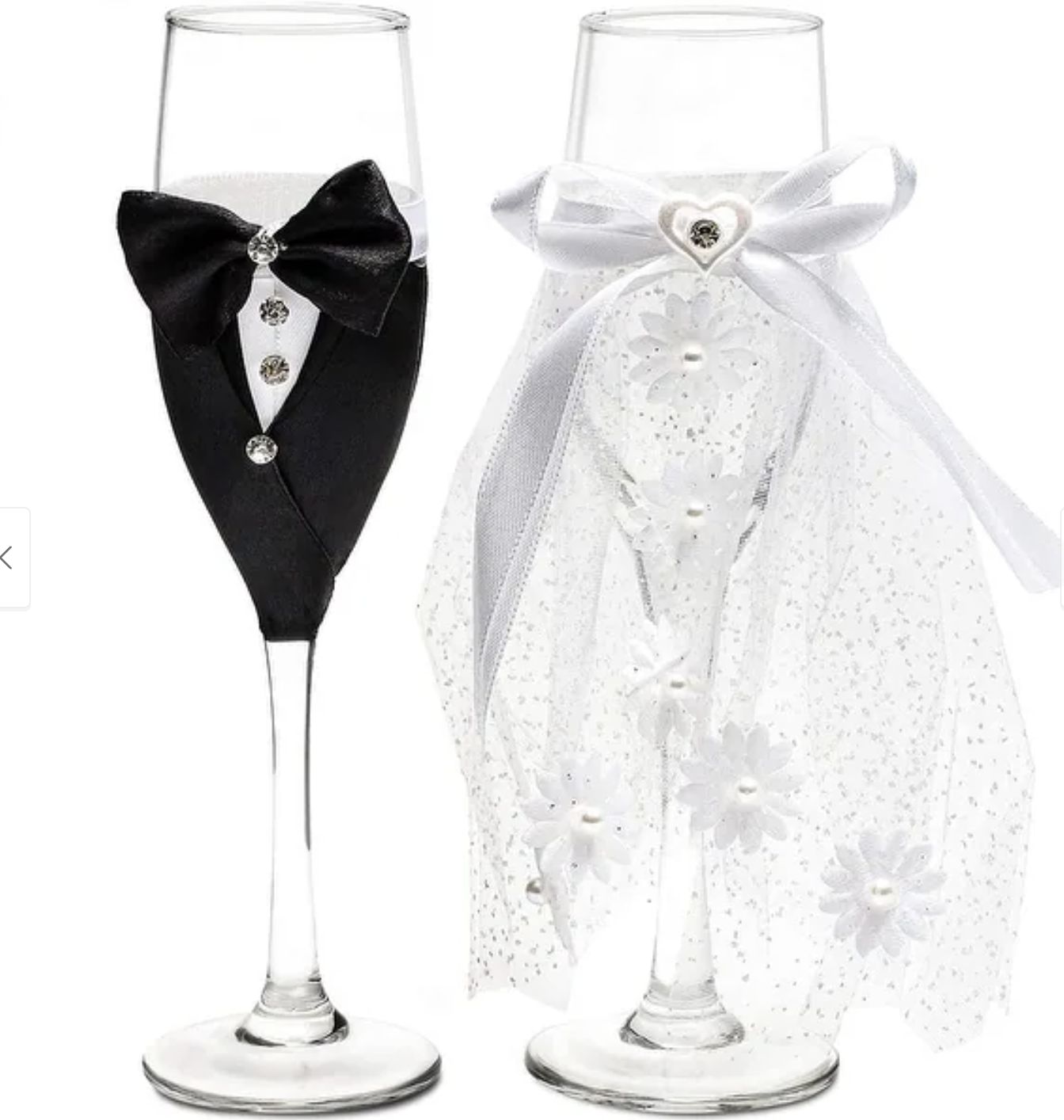 BRIDE AND GROOM TOASTING FLUTES