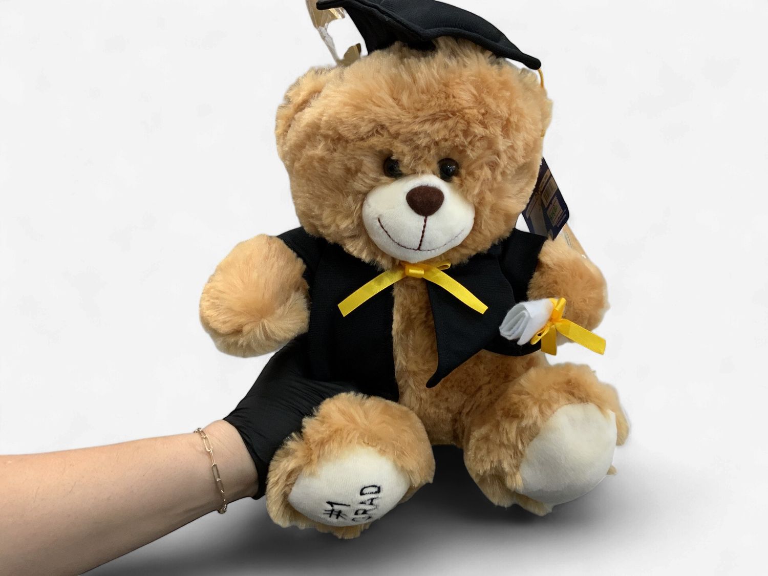 LARGE CAP/GOWN BEAR