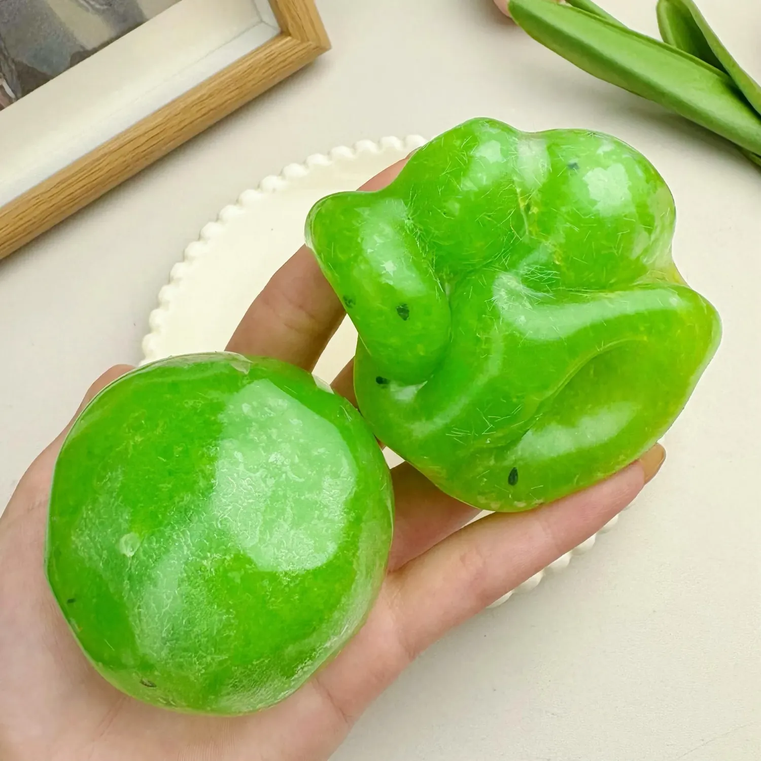 FRUIT SLUSHIE SQUISHY, FLAVOR: KIWI