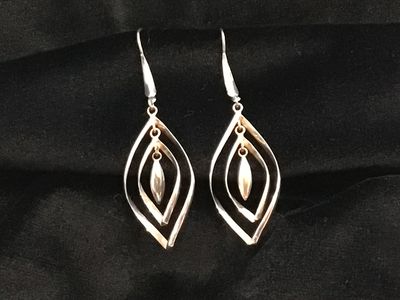 JJ AER4747 Hook Sterling Silver Concentric Geometric Shape Earrings