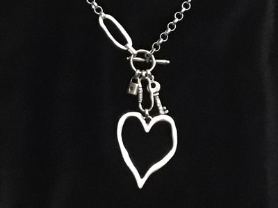 JJ NN-3553 Handmade Long Pewter Necklace w/Large Heart &amp; Keys