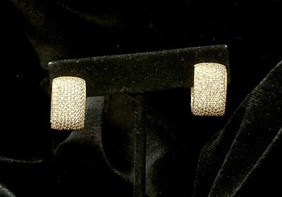 Tonobi Ear2410 Pave&#39; Crystal &amp; Rose Gold Hoop Earrings