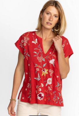 Johnny (JWLA) J19123-6 Suki Easy Paneled Tee - Mars Red