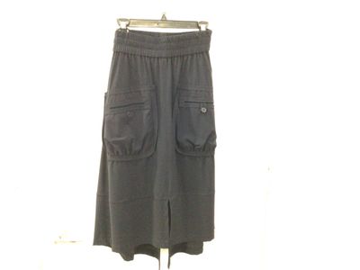 Elliott 22224 Pocket Skirt split-back hem