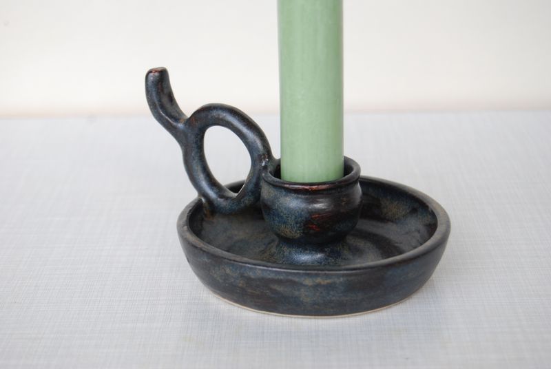 Salamander candleholder