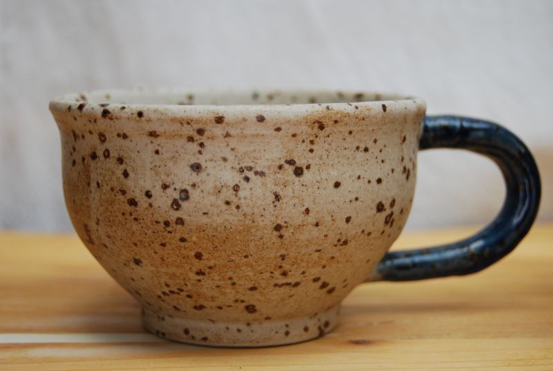 Freckles Mug with hidden Flower Ornament