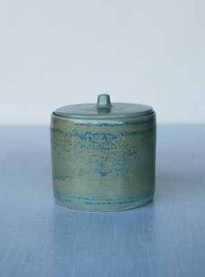 Green flakes Canister