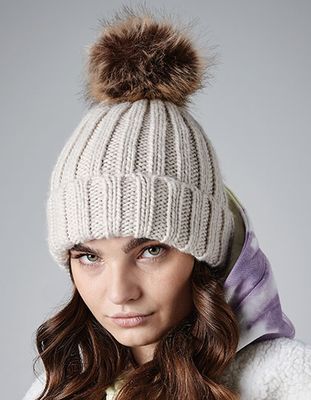 Muts met pompom