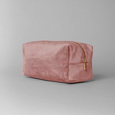 Velvet toilettas