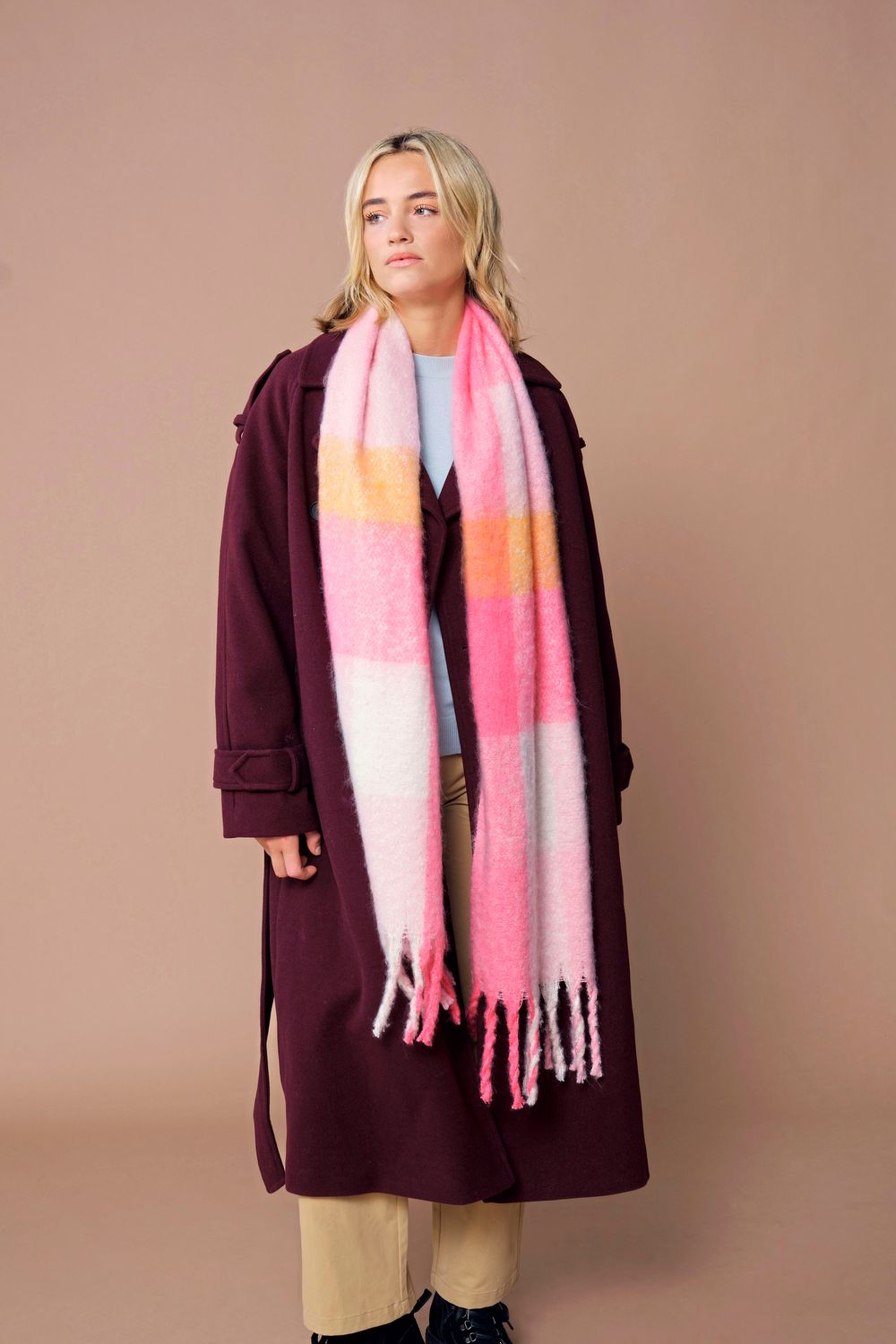 Fluffy oversized sjaal ( geruit of effen kleur )