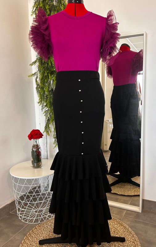 Falda 4 volantes botones NEGRO
