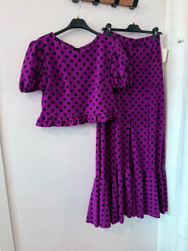 Conjunto romería1 BUGANVILLA y NEGRO