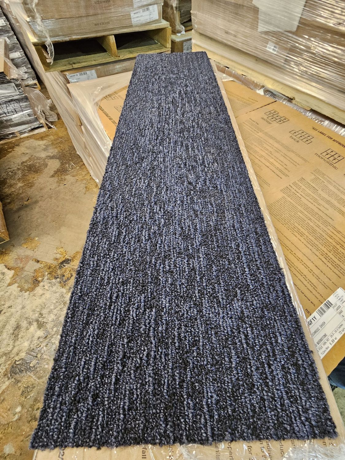 Irregular Carpet Tile- Navy