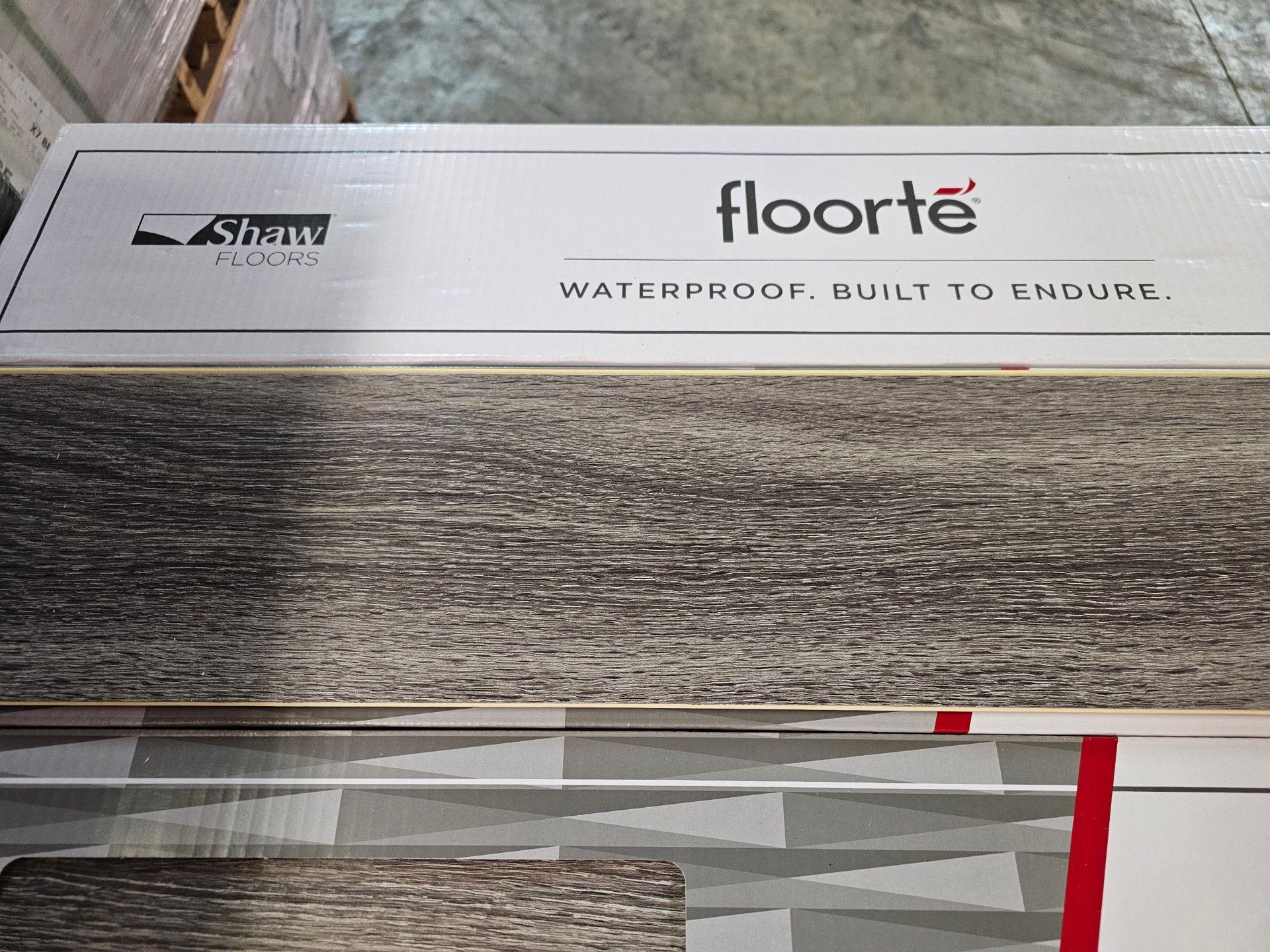 Shaw FloorTe Valore Plus Click Flooring- Pola