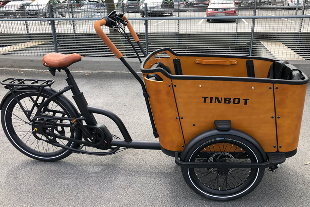 Tinbot TB-B1 / B2 inkl. Regendach Tinbot TB-B1 / B2 inkl. Regendach