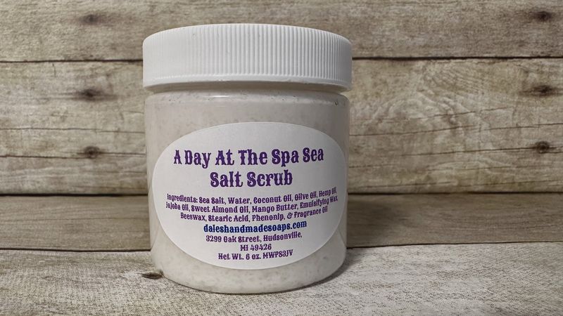 DH 6oz Sea Salt Scrbs Day at the Spa