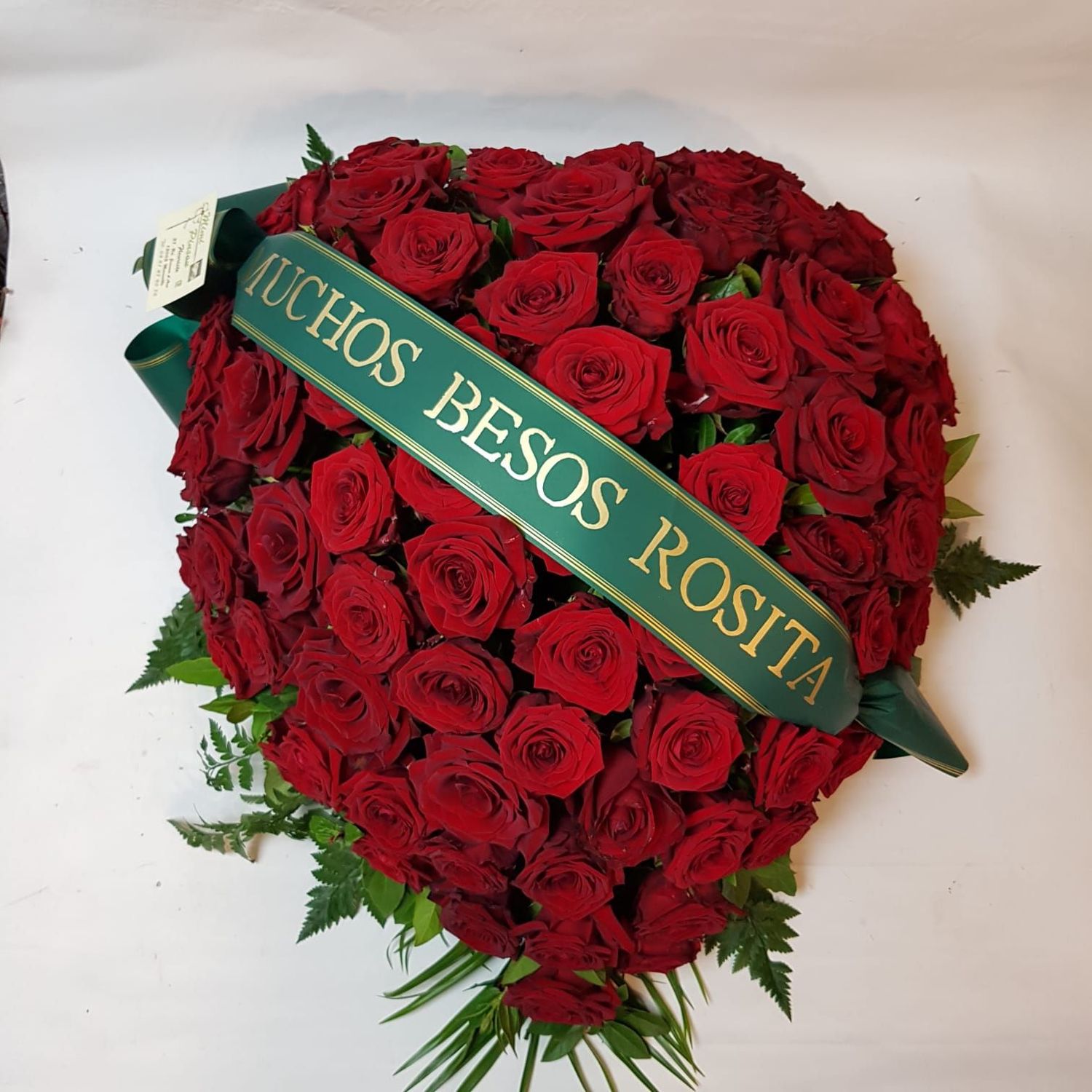 Coeur en roses rouges