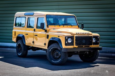 Defender Td4