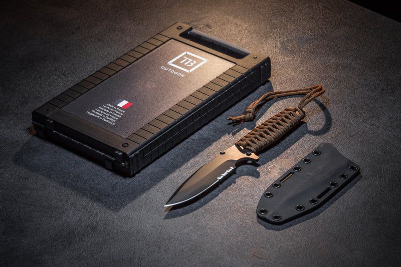 Marauder Paracord 550 Serration + Kydex case (Black)