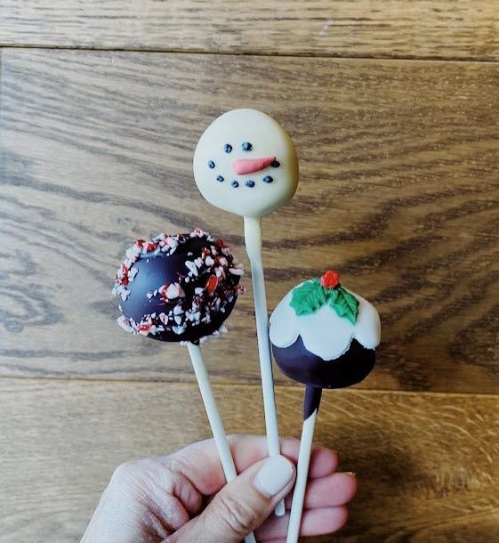 Holiday Cake Pops