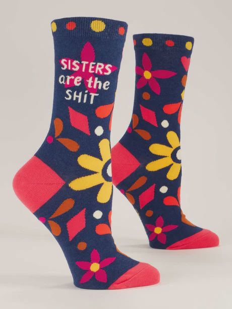 SW565 - WOMEN&#39;S SOCKS - SISTERS ARE THE SHIT