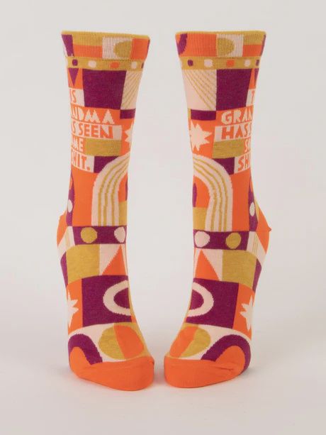 SW539 - WOMEN'S SOCKS - GRANDMA'S SEEN SHIT