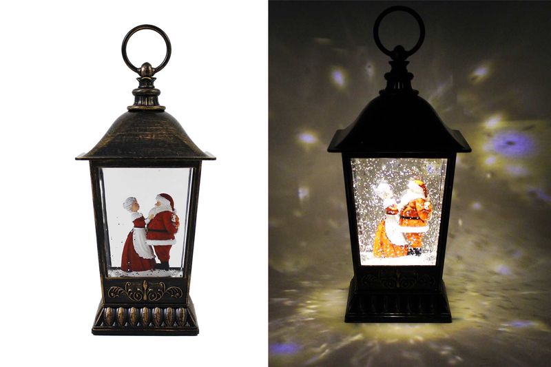 KDA210 - ILLUMINATING WATER GLITTER GLOBE - LANTERN W/MR &amp; MRS CLAUS