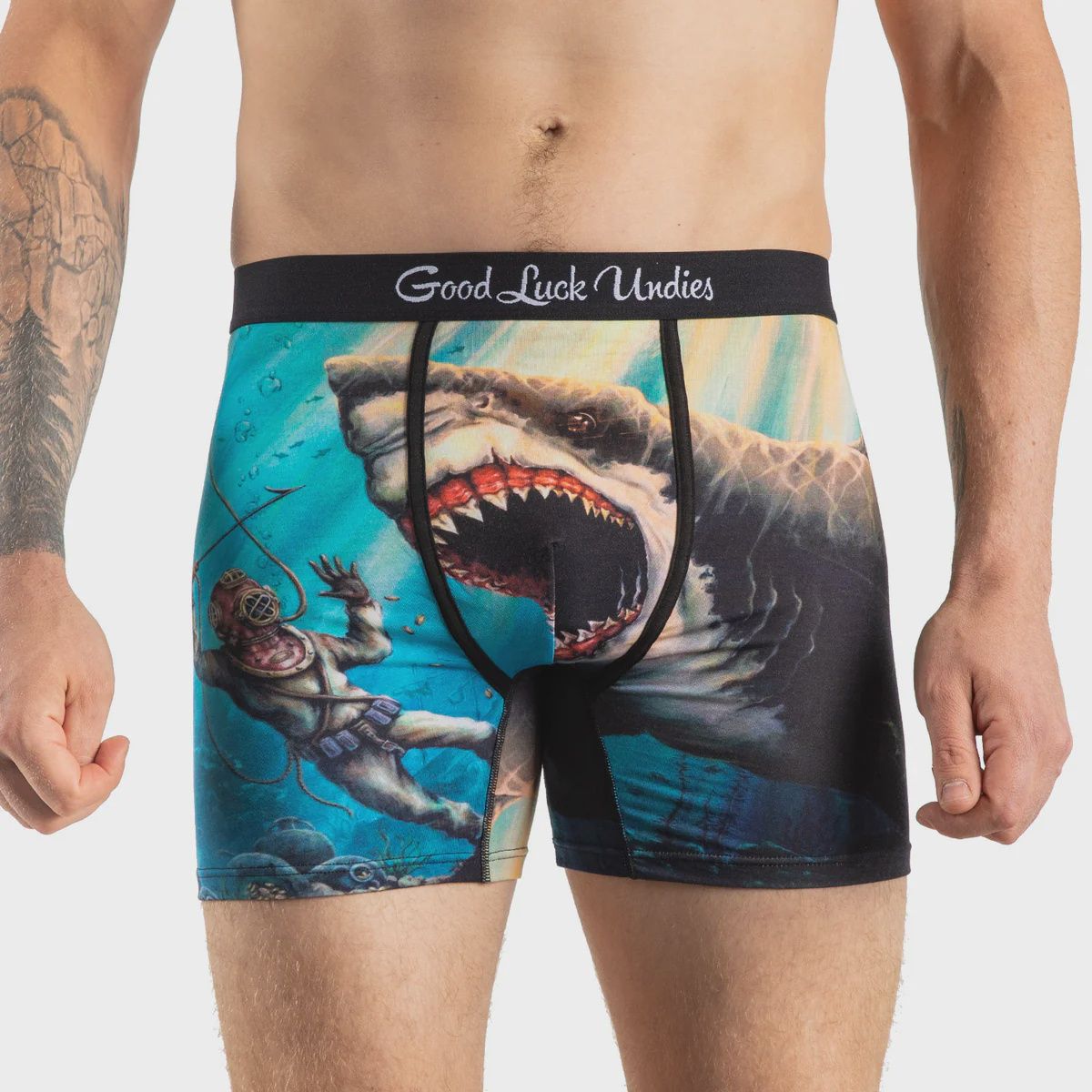 90267 - MEN&#39;S SHARK ATTACK UNDERWEAR - EXTRA LARGE (SIZE 38-40)