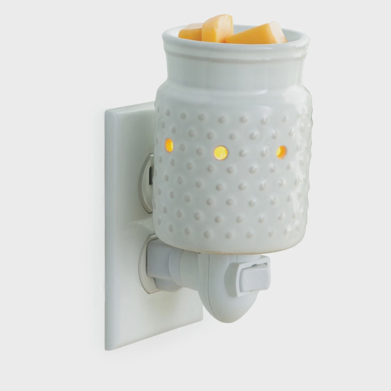 CW-PIWHB - PLUGGABLE CLASSIC FRAGRANCE WARMER - WHITE HOBNAIL