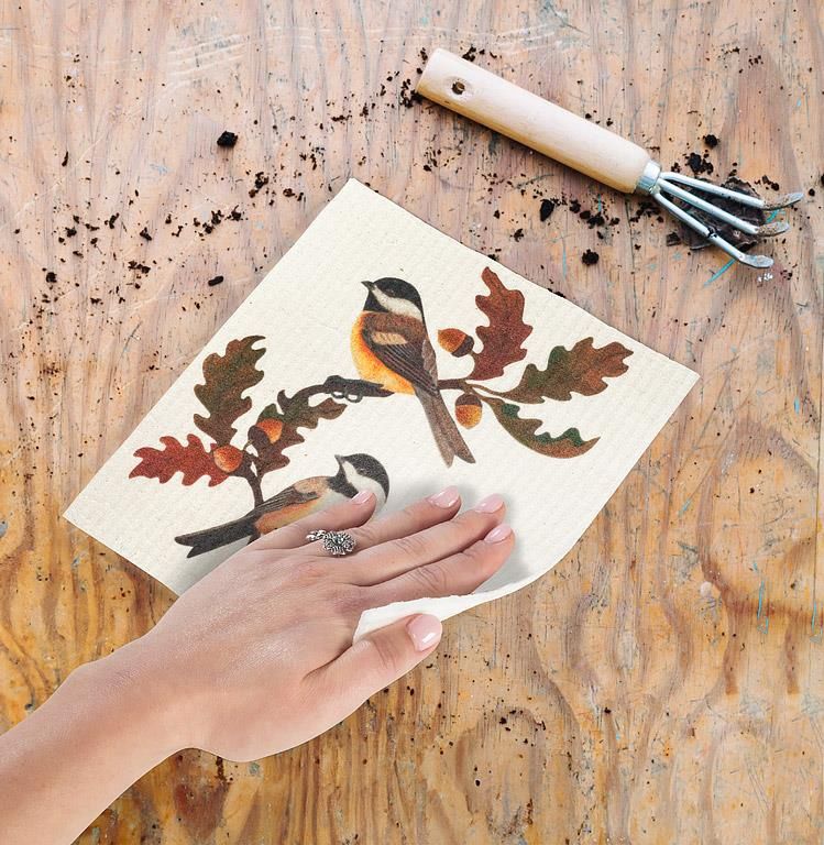 20-ASD-005 - CHICKADEES &amp; OAK LEAVES DISHCLOTH-6.75X7.5"L