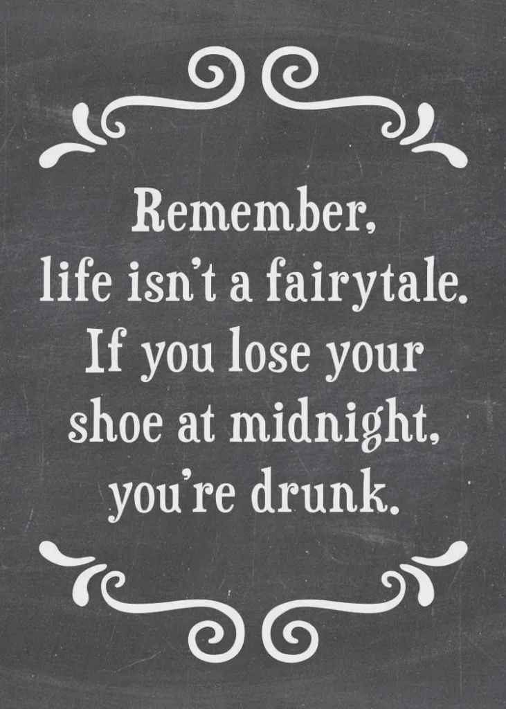 479-SFT0190 - MAGNET / LIFE ISN&#39;T A FAIRYTALE