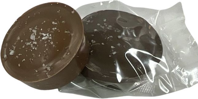 H49240 - SEA SALT  (MILK OR DARK CHOCOLATE) OREO COOKIE