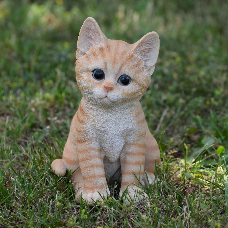 87757-D - ORANGE TABBY KITTEN SITTING / 5.25" H