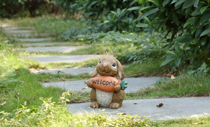 75637-A - RABBIT W/CARROT WELCOME SIGN  / 10" H