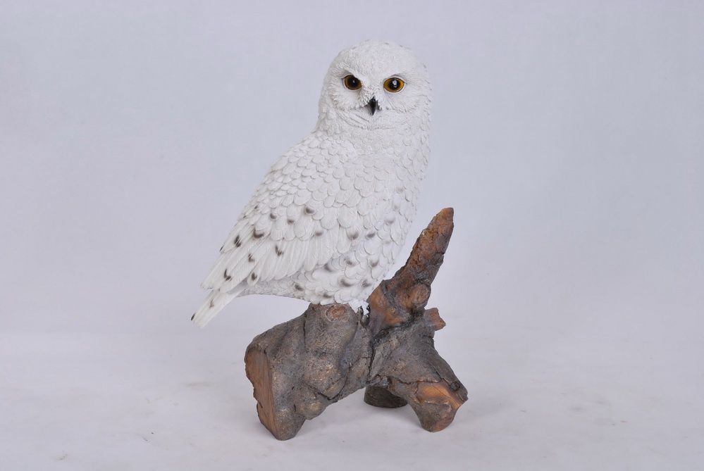 87772 - SNOWY OWL ON STUMP / 13&quot; H