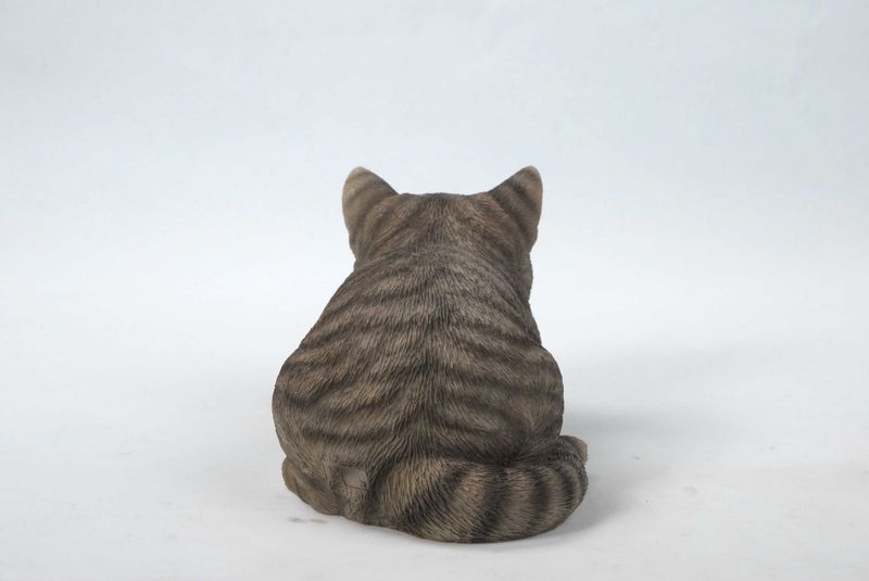 87729-C - CAT SLEEPING - GREY TABBY / 5" H