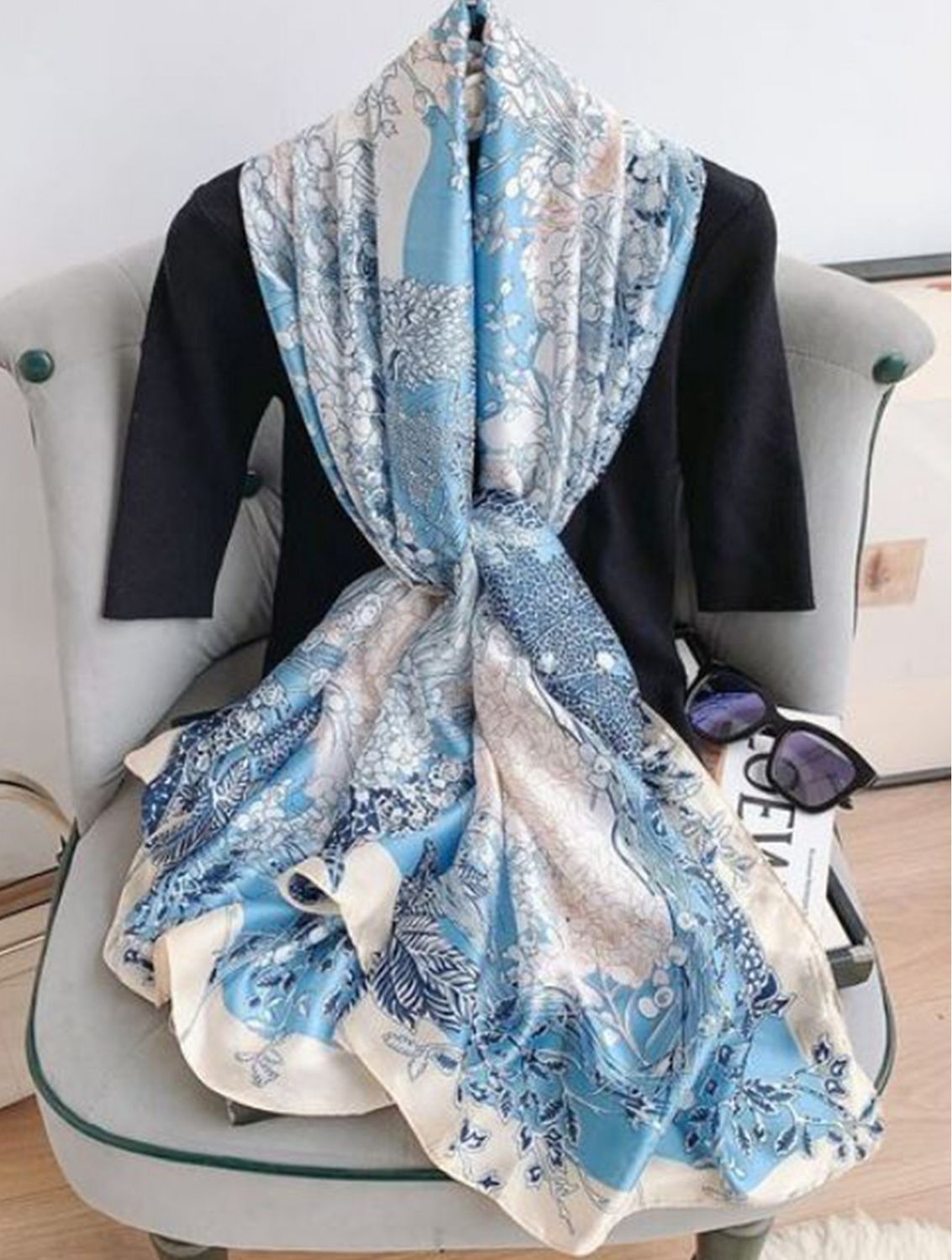 SF210257 - SILK FEEL SCARF - LIGHT BLUE FLORAL