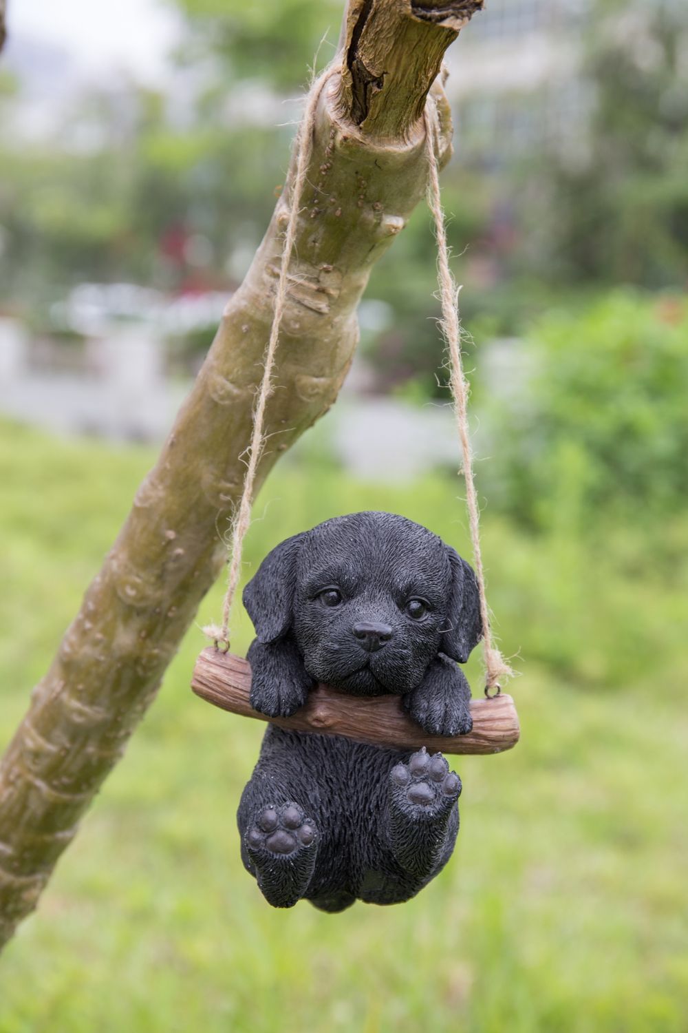87704-B - BLACK LAB PUPPY HANGING / 5&quot; H