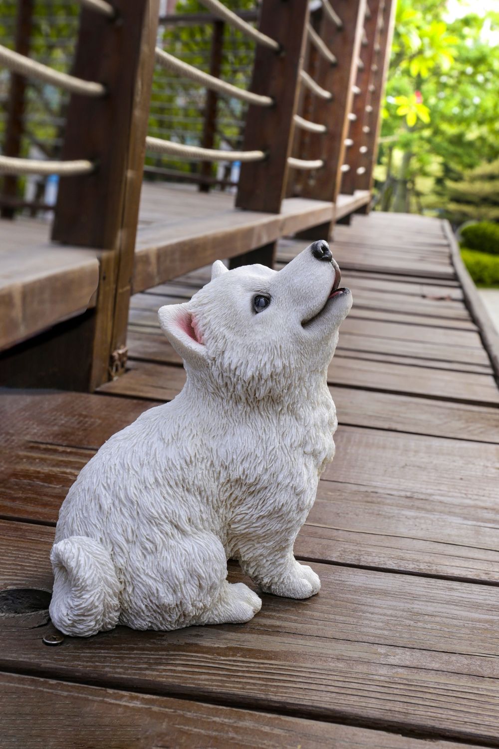 87703-Q - HOWLING AMERICAN ESKIMO PUPPY STATUE / 6.61&quot; H