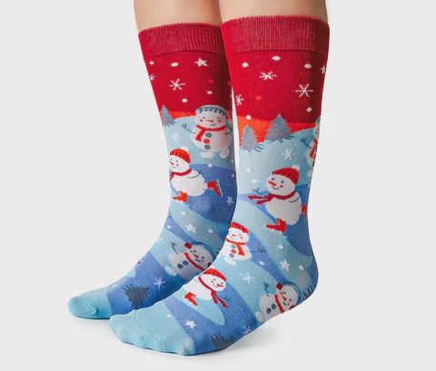 2087 - WOMEN&#39;S SOCKS - SKATING SNOWMAN