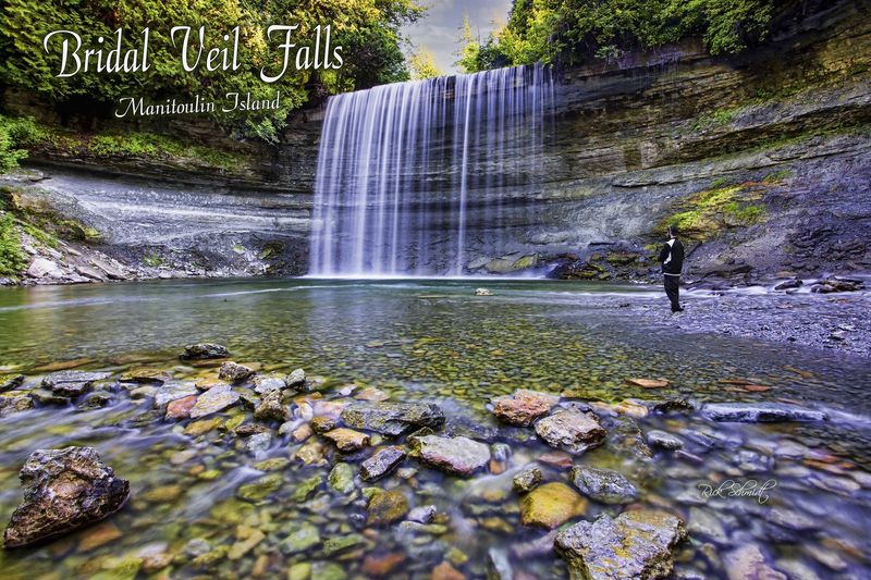 500 PC - 409 - PUZZLE - BRIDAL VEIL FALLS