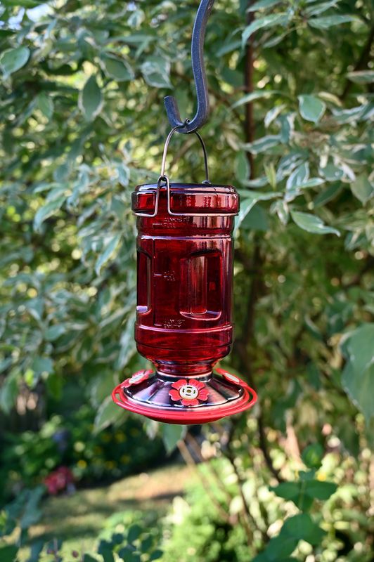 88136 -  HUMMINGBIRD FEEDER - WATER COOLER DESIGN