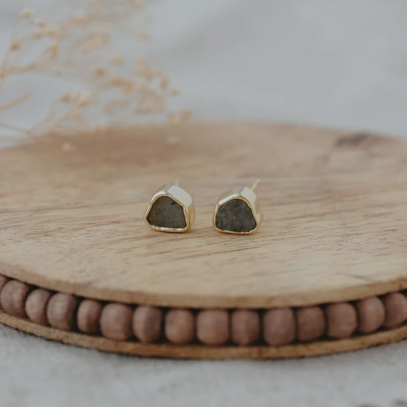 FLECKS-G-LAB - FLECK STUDS-GOLD-LABRADORITE