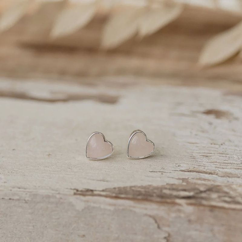 HEARTSTONES-S-RSE QRTZ - HEART OF STONE STUDS-SILVER-ROSE QUARTZ