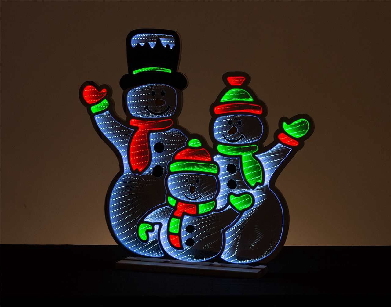 X4256 - INFINITY LIGHT - 26&quot; SNOWMAN FAMILY  W/BASE