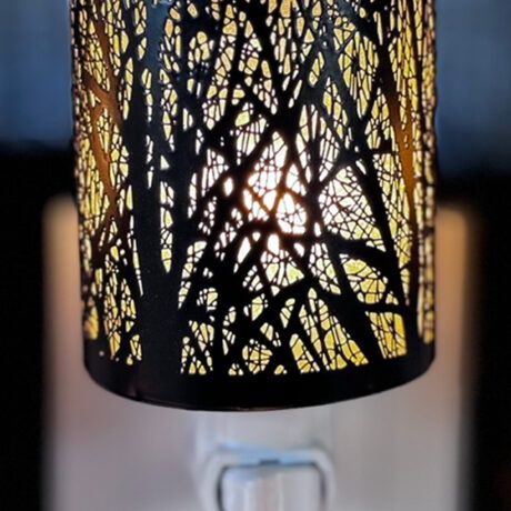 NL252212 - NIGHT LIGHT W/WAX WARMER - BLACK FOREST