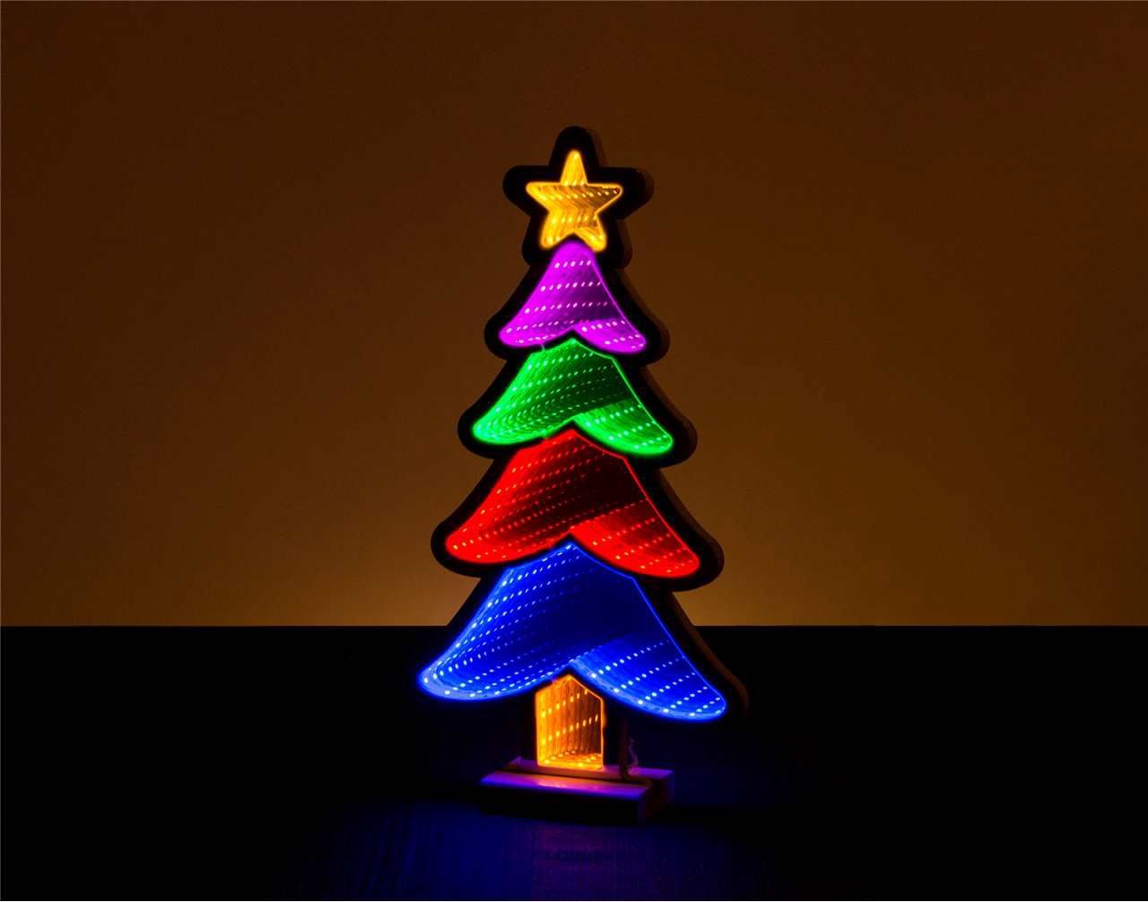 X4276 - INFINITY LIGHT - 16&quot; MULTI COLOUR CHRISTMAS TREE W/BASE