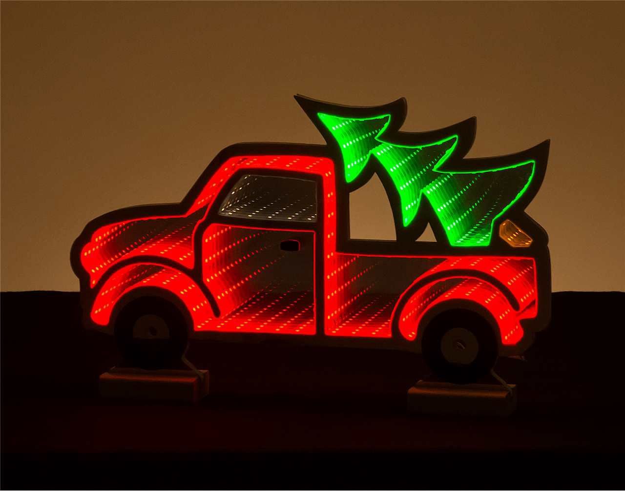 X4254 - INFINITY LIGHT - 15.5&quot; RED TRUCK